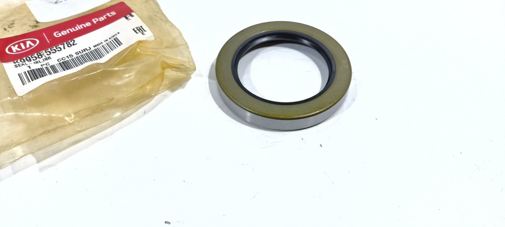 Original Wheel Hub Seal Suitable For KIA K2700 K2500 Bongo
