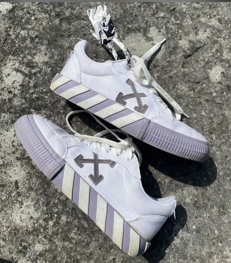 Off White Size 36 Woman’s 6 White Low Top Vulcanized Canvas Sneakers 2013 Hype