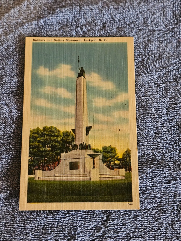 Soldiers and Sailors Monument Lockport NY Linen Postcard Tichnor Bros.