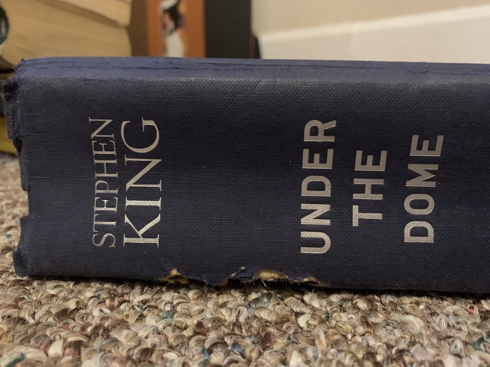 Under the Dome : A Novel by Stephen King (2009, Hardcover) First Edition,