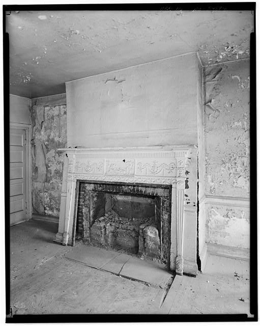 6. SECOND FLOOR, FRONT ROOM, RIGHT THREE BAYS, DETAIL OF FIREPLACE - Jacob