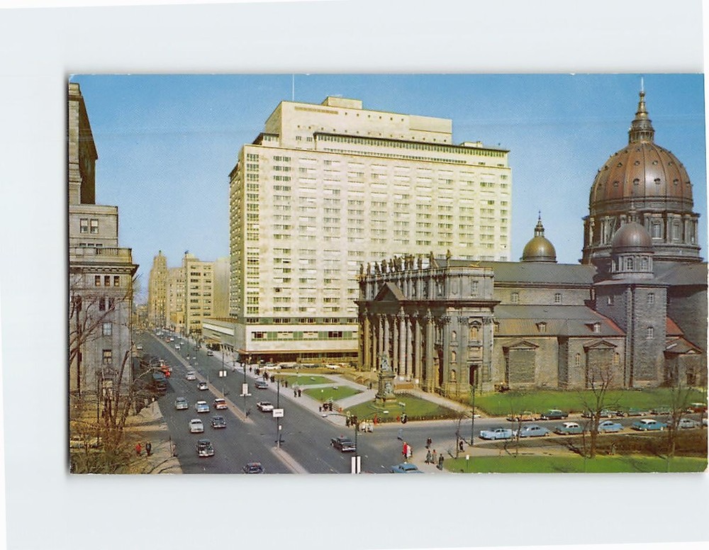 Postcard Queen Elizabeth Hotel & St. James Cathedral Montréal Québec Canada