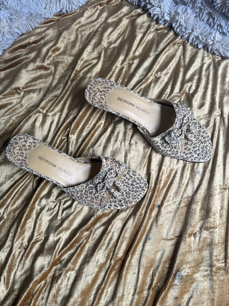 🐆 Georgina Velasco Leopard Print Kitten Heels | Size 8M | Bow Detail | Fierce