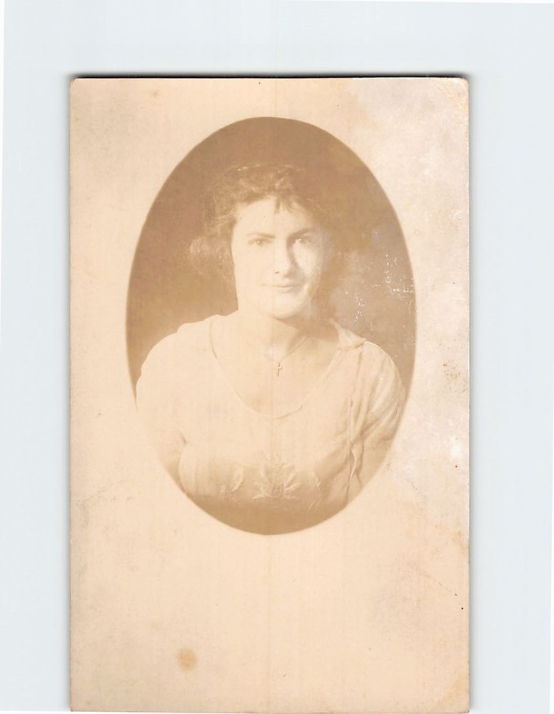 Postcard Vintage Portrait of a  Woman