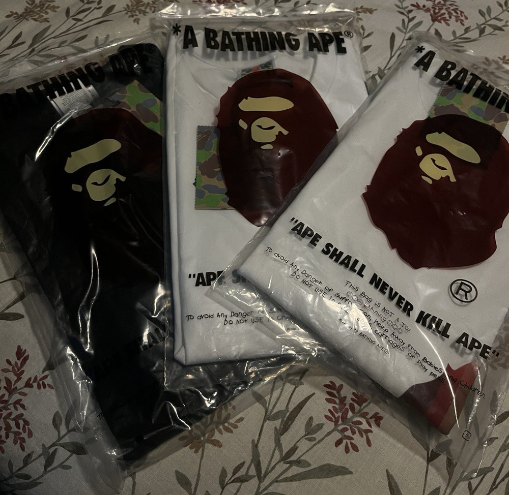 A Bathing Ape BAPE Ape Head Plaid Logo Men's T-Shirt White Black Cotton