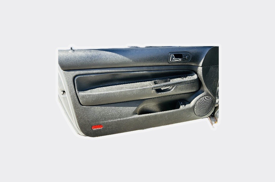 Panel Cover Door  Leather Left Side (DRIVER) Volkswagen Golf Mk4 1997-2006 USED