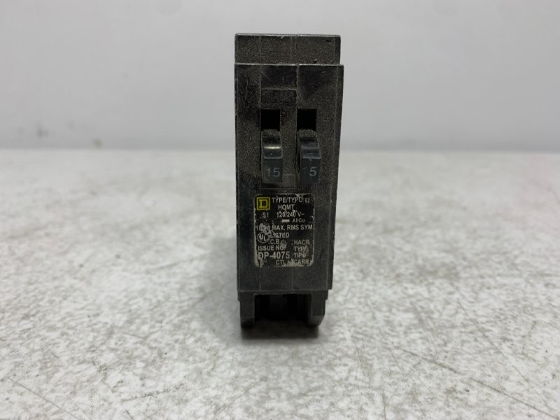 Square D HOMT1515CP Circuit Breaker 15A 120/240V Tandem