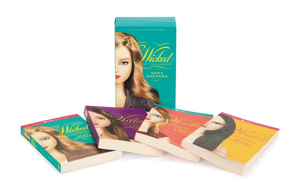 A Pretty Little Liars 4-Book Box Set: Wicked: The Second Collection: Wicked,...