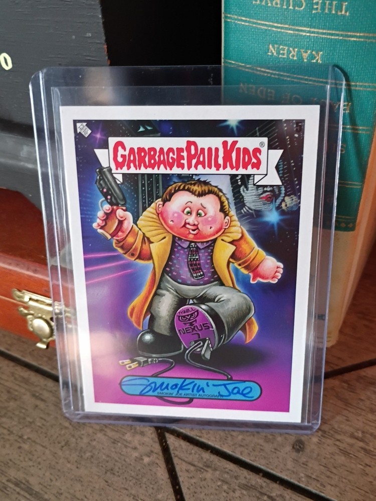 SMOKIN’ JOE TOPPS GARBAGE PAIL KIDS INTERGOOLATIC MAYHEM AUTOGRAPH #45/75 #5