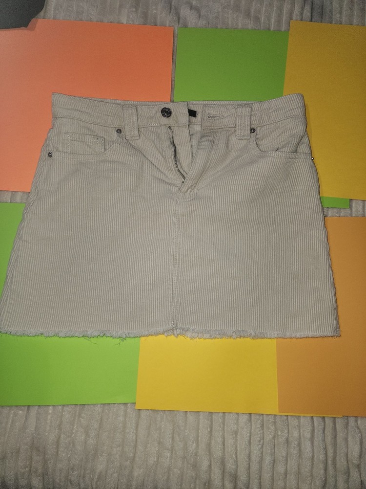 FOREVER 21 Beige Corduroy Mini Skirt M Button Raw Hem Pockets Casual