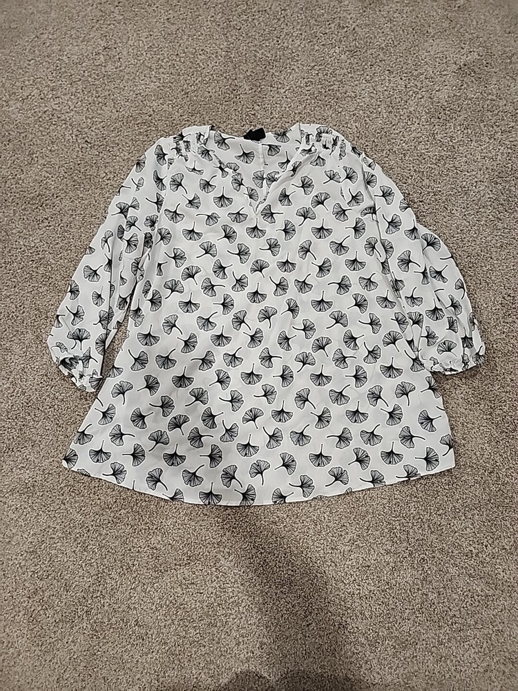 Lane Bryant Womens 16 Black And White Floral 3/4 Sleeve 100% Polyester Blouse