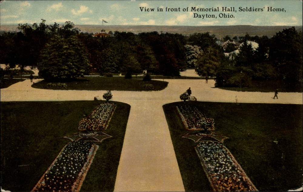 In front of Memorial Hall  Soldiers Home Dayton Ohio OH ~ c1910 vintage postcard