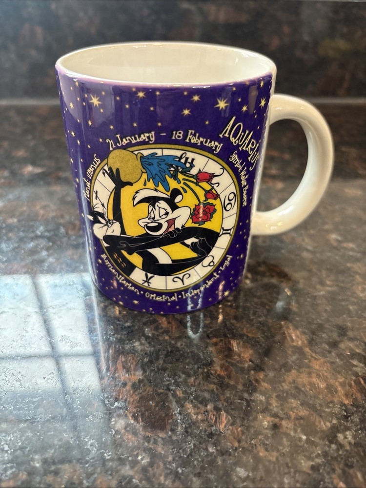 Vintage Looney Tunes 1997 Pepe Le Pew Aquarius Mug Warner Bros Zodiac 💜 Rare