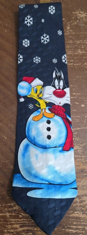 Vintage 1996 Looney Tunes Mania 100% Silk Necktie Winter Sylvester & Tweety Bird