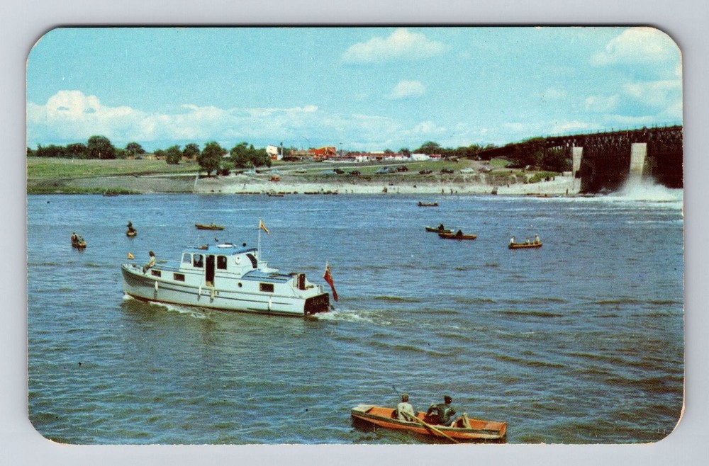 Lockport-Manitoba, St Andrews Locks, Red River, Vintage Postcard