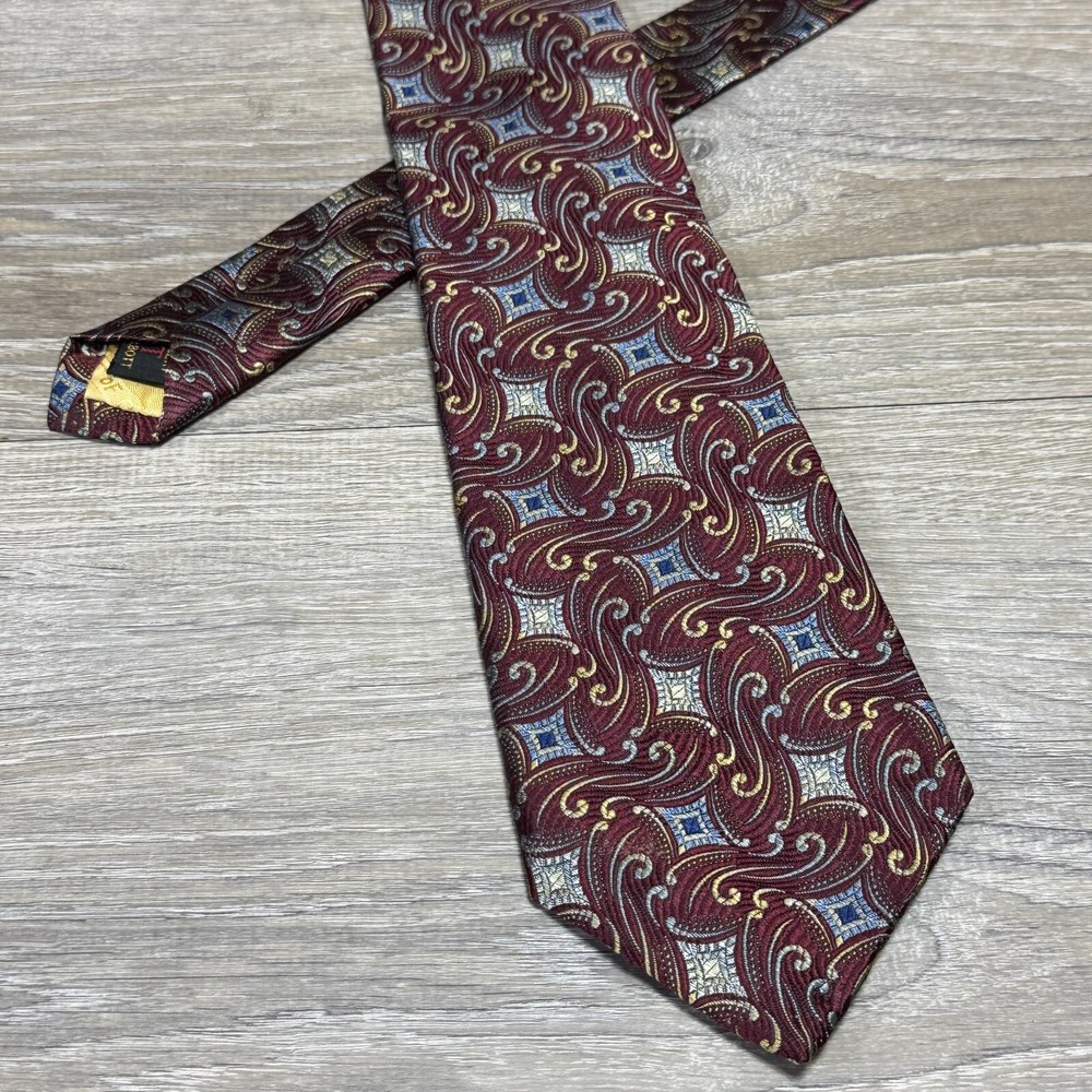 Robert Talbott Nordstrom Handmade Luxury 100% Silk Neck Tie Paisley Burgandy USA
