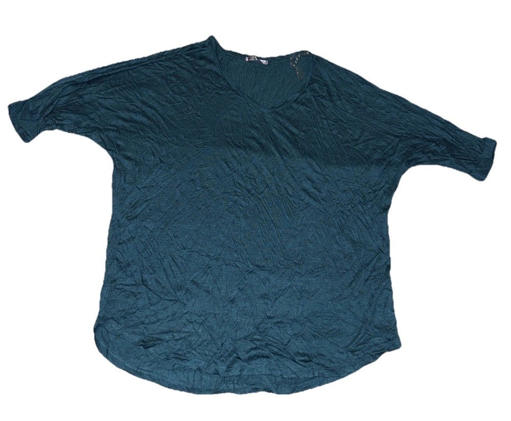 Women’s 2X Green Wrinkle Shirt Made Of Rayon Very Soft By Femme Women By Tresics