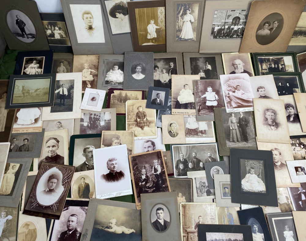 1880s HUGE LOT OF (100) CABINET CARD PHOTOGRAPHS and mounted photos AMERICANA #1