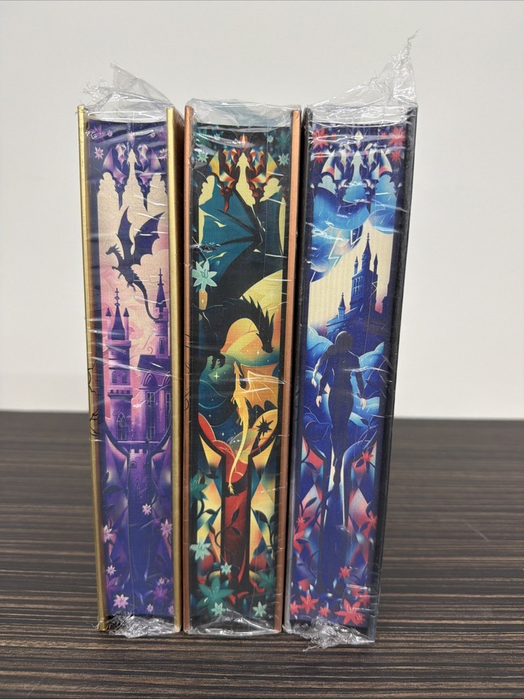 Hemingway Fourth Wing Set NEW / OTHER