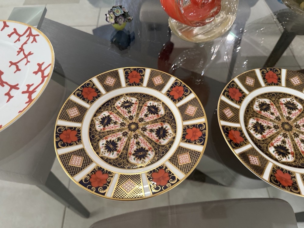 2 Royal Crown Derby OLD IMARI 8 1/2