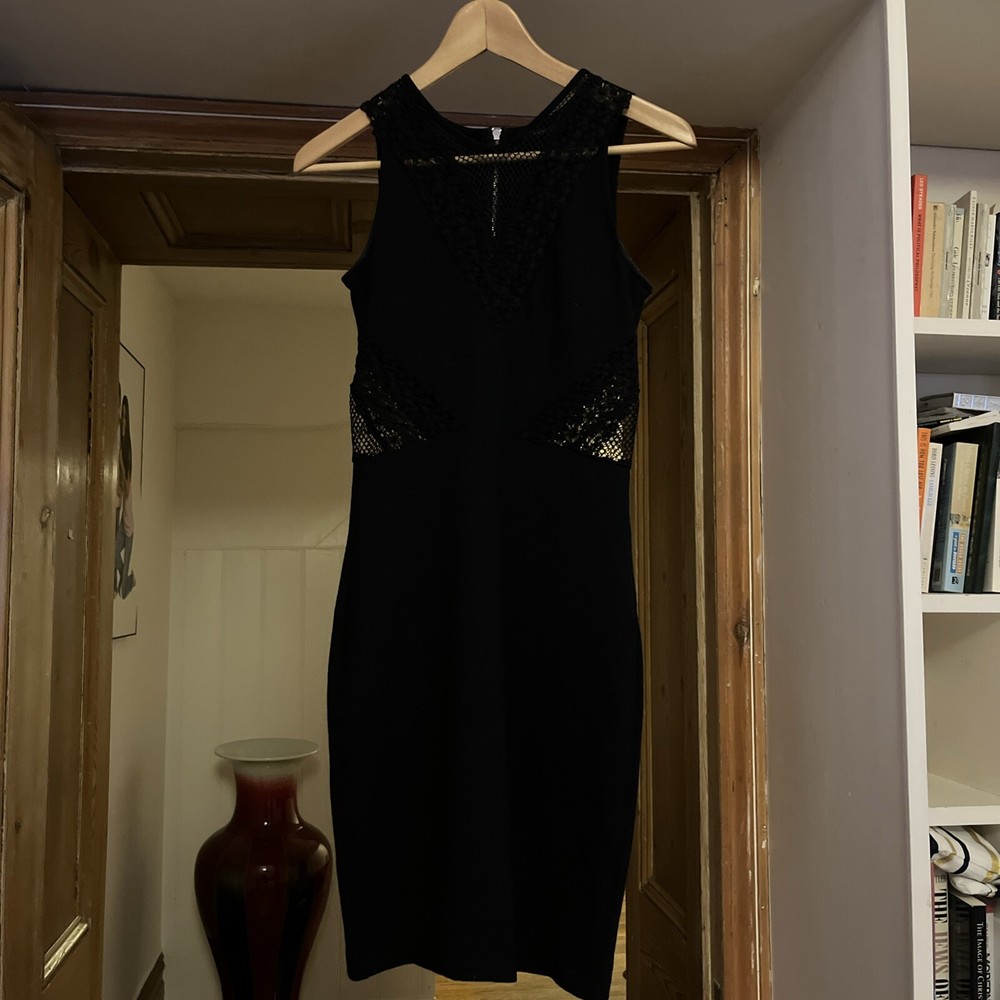 FRENCH CONNECTION BLACK PENCIL DRESS FIGURE HUGGING WITH LACE PANELS SIZE 8 / 36