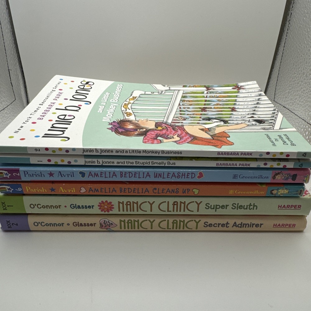 Lot Of 6 Nancy Clancy, Amelia Bedelia And Junie B Jones Books