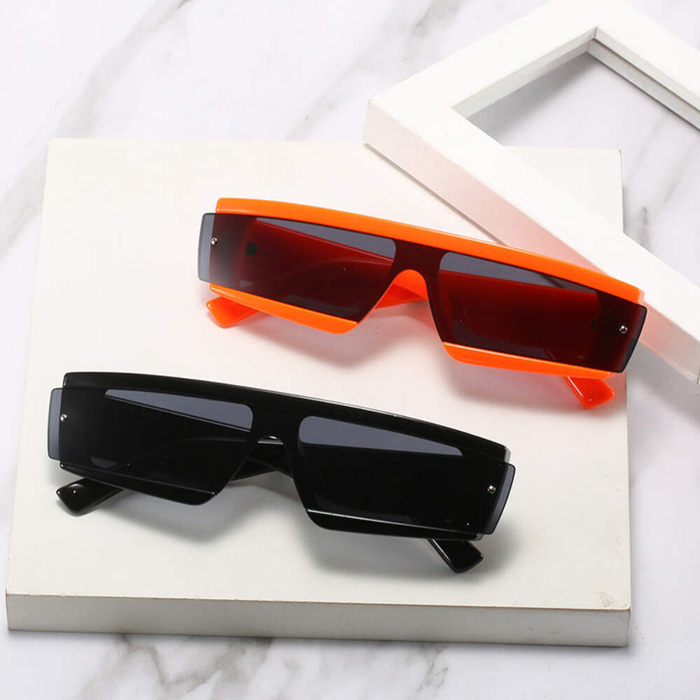 Small Frame Sunglasses with UV400 Protection and PC Lenses for Superior Clarity