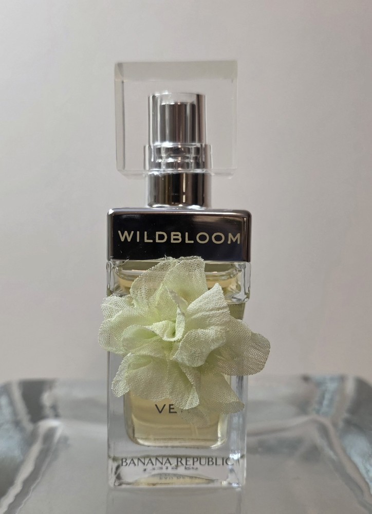 Wildbloom Vert by Banana Republic Spray Eau De Parfum for Women 1 fl.oz/30mL NEW