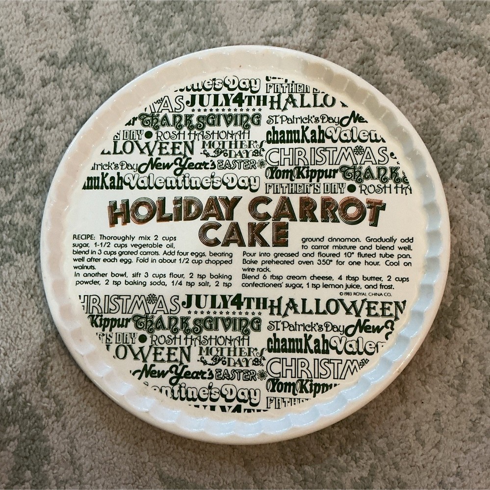Buffalo Holiday Carrot Cake Recipe Ceramic Decorative Plate, Round Glossy