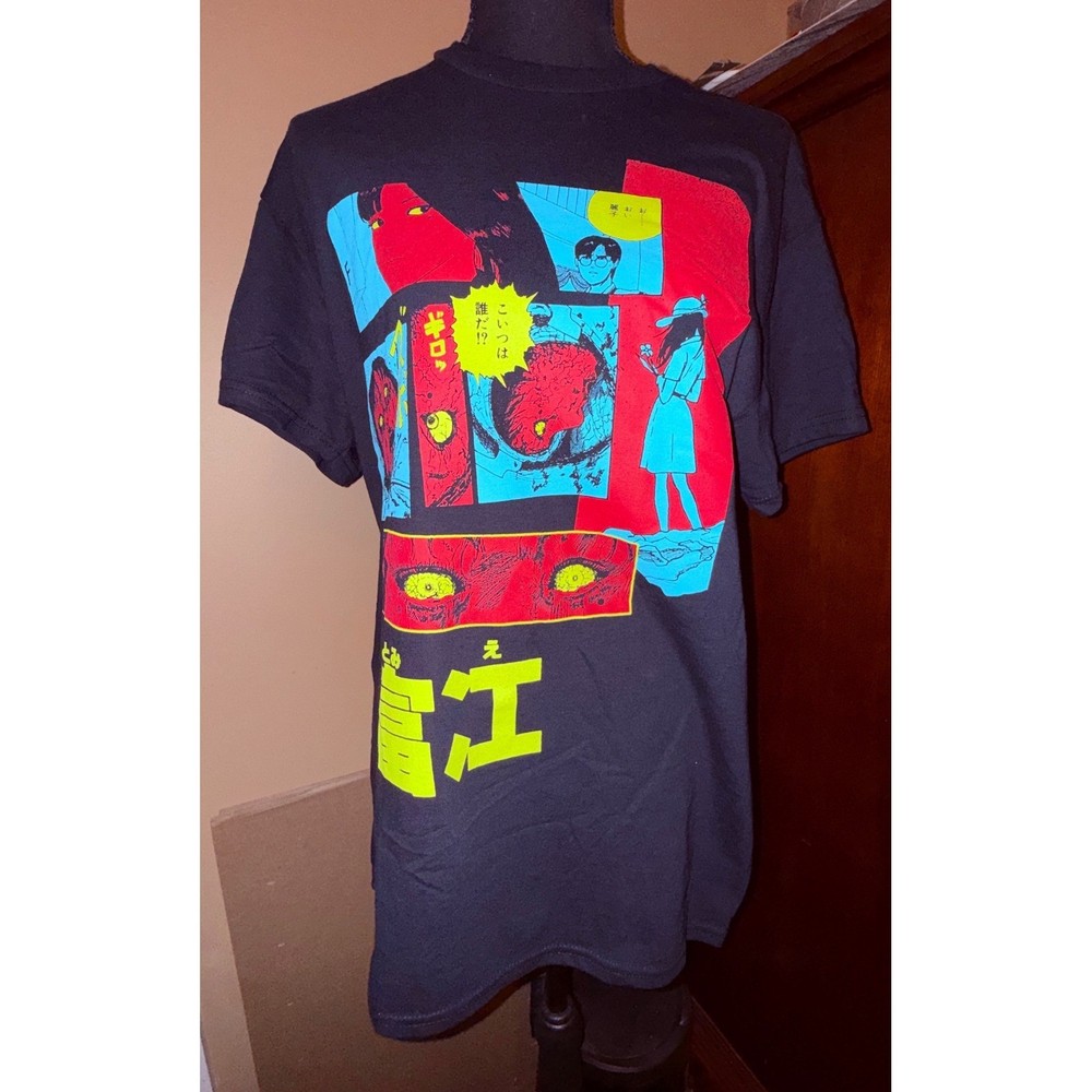 Junji Ito Tomie Graphic Tee Mens Medium Black NWOT Manga Horror Shirt