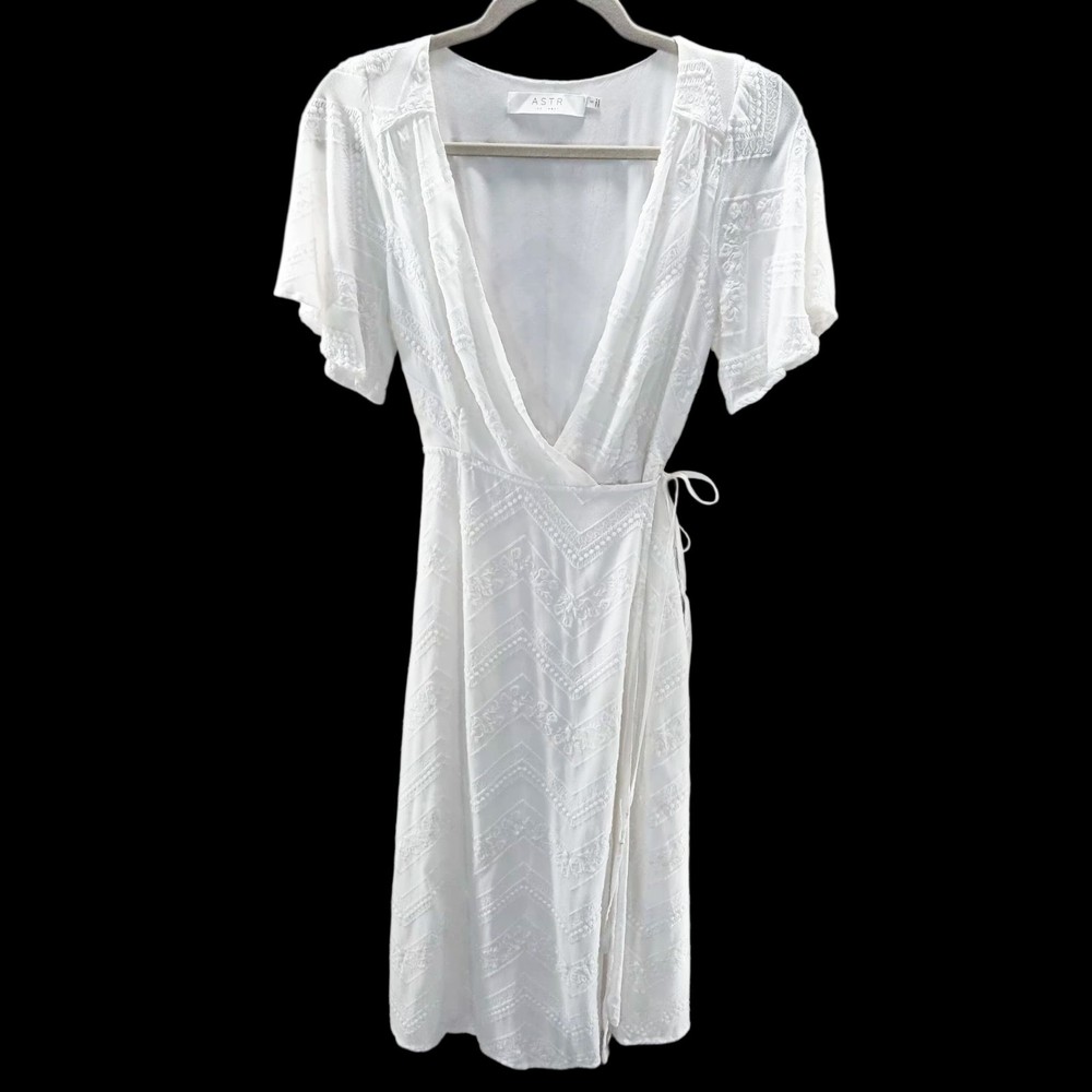 Astr The Label Wrap Dress White Embroidered Side Tie Size S Coquette Balletcore