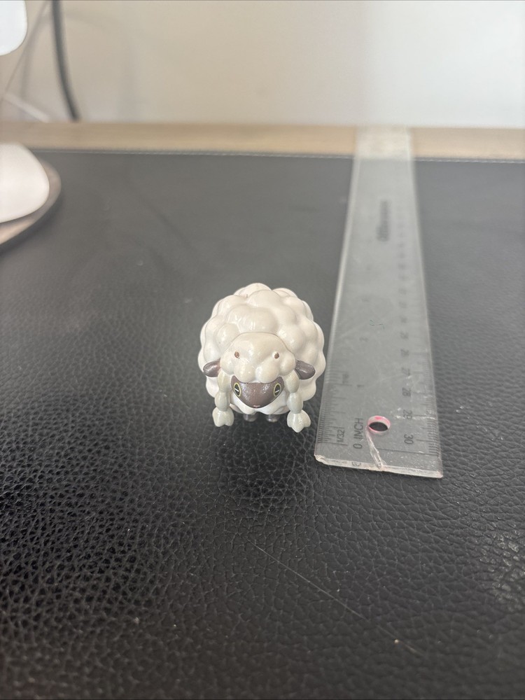 Pokemon Wooloo Sheep Bandai Scale Figurine World Figure Japan