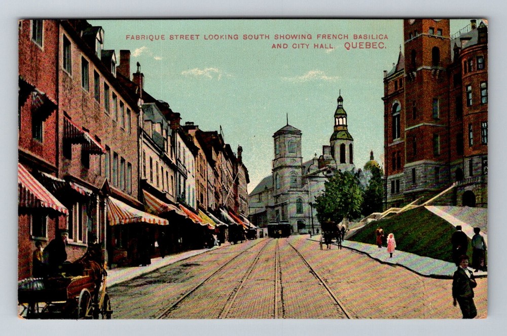 Canada- Quebec Fabrique Street French Basilica City Hall Postal Vintage Postcard