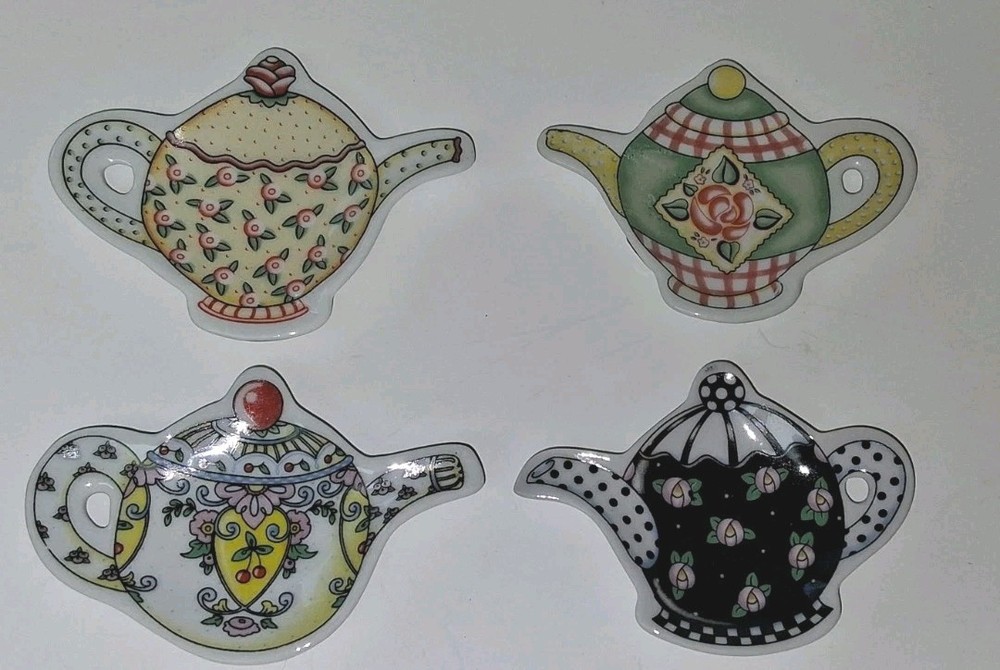 Vintage Mary Engelbreit set of 4 Small Ceramic Tea Bag Holder Teapot Shape