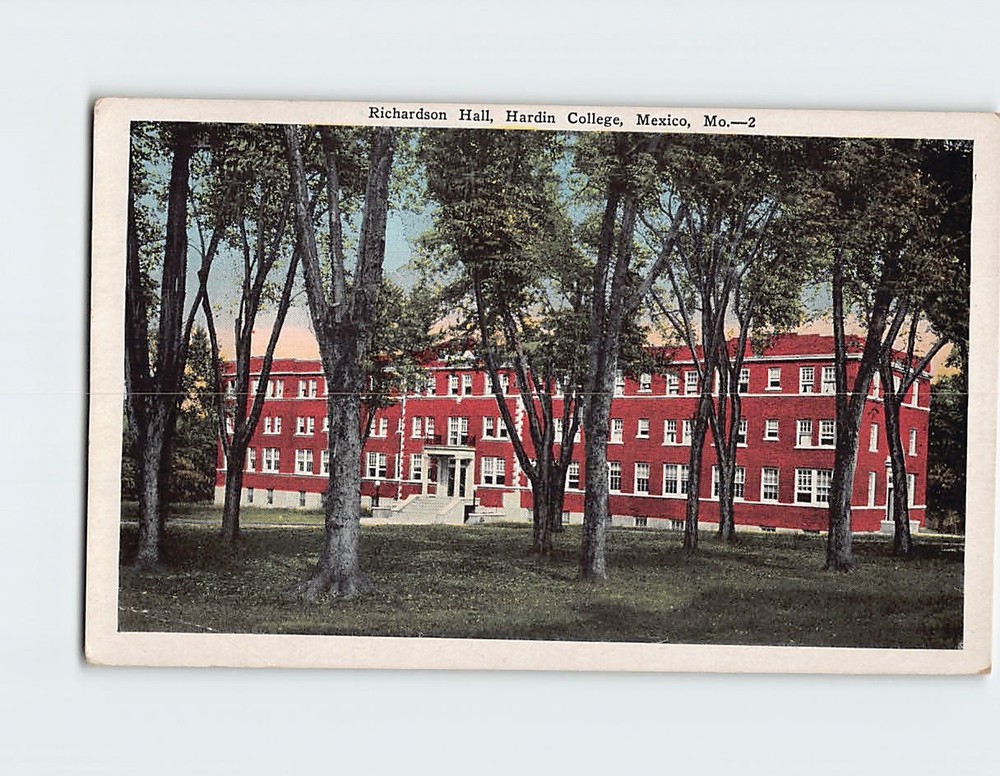 Postcard Richardson Hall at Hardin College in Mexico Missouri