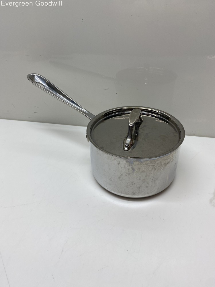 All-Clad D3 Stainless Steel 1.5-Qt. Saucepan with Lid