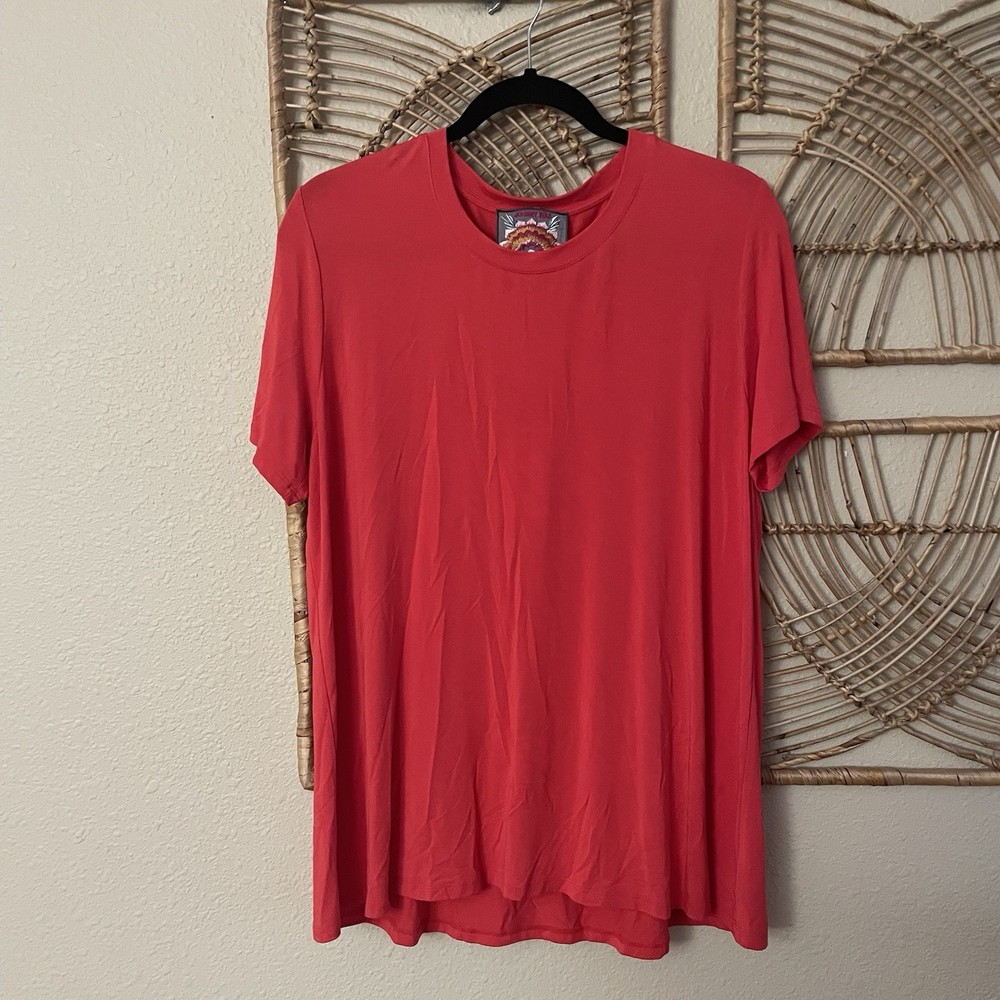 Johnny Was Red Swing Tee Top Blouse Hawaiian Favorite Crew Neck  Size L NWT