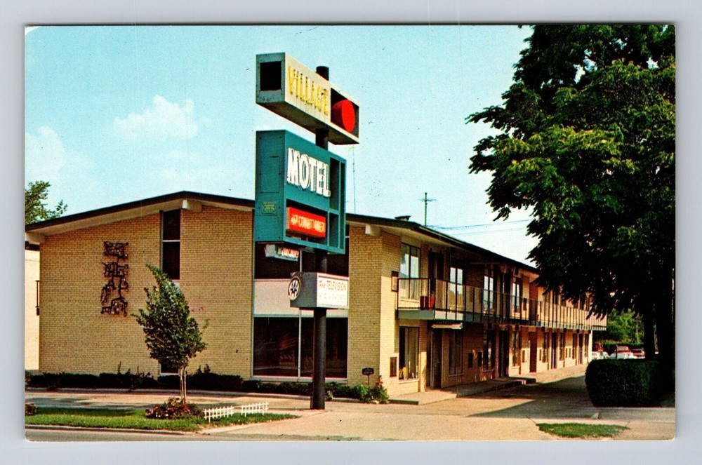 Dearborn MI-Michigan, Village Motel, Advertising, Antique Vintage Postcard
