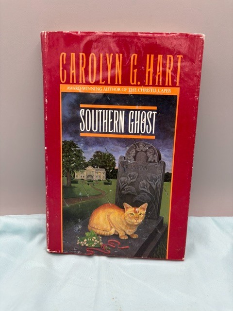 Southern Ghosts By Carolyn G. Hart 1992 Hardcover