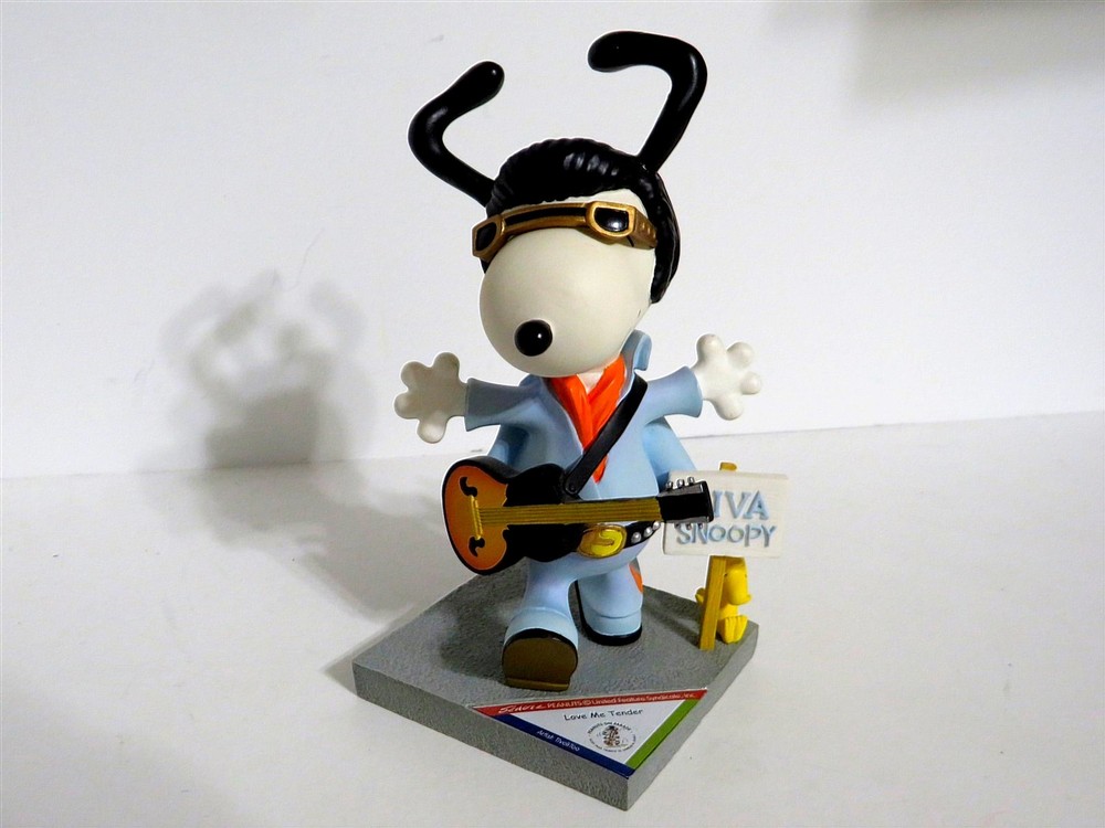 SNOOPY CHARLIE BROWN WOODSTOCK WESTLAND GIFTWARE PEANUTS ON PARADE SERIES FIGURE