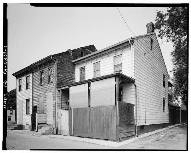 1. VIEW NORTHEAST SHOWING WEST (FRONT) AND SOUTH ELEVATIONS - 443 South Court