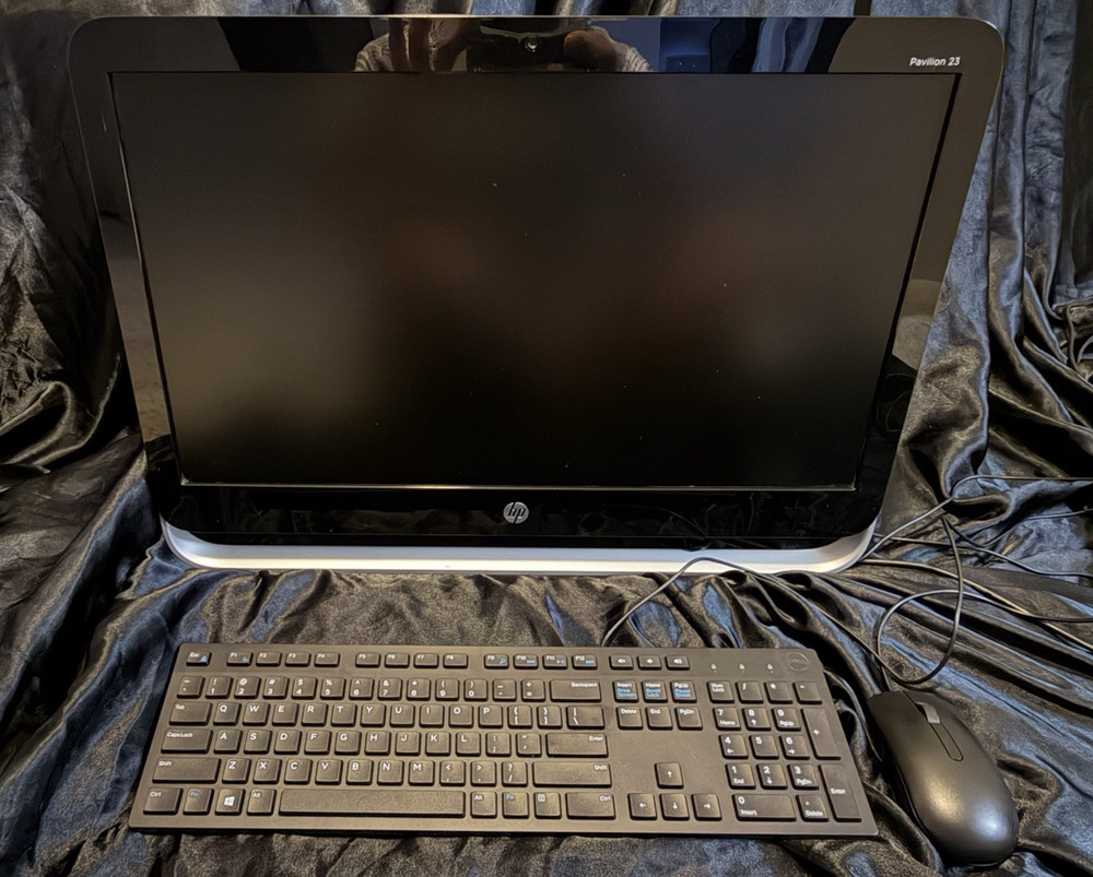 HP Pavilion 23” All-In-One PC Desktop Bundle Keyboard Mouse Tested Working