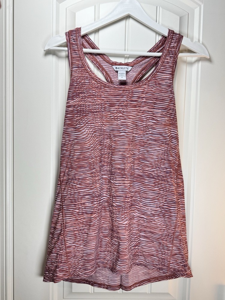 Athleta Burgundy/Pink Patterned Athletic Razorback Tank Top - Women’s Size M