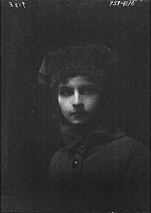 Photo:Isadora Duncan dancer,performers,dark,portraits,b,A Genthe,1915
