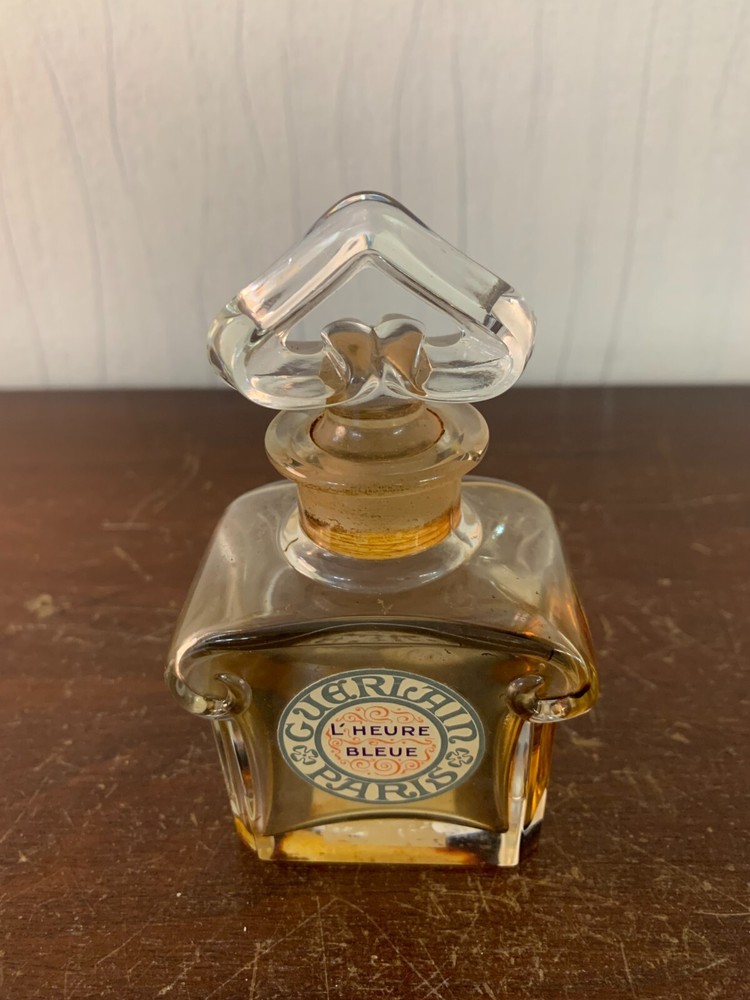 Perfume Bottle The Blue Hour in Baccarat Crystal Model5