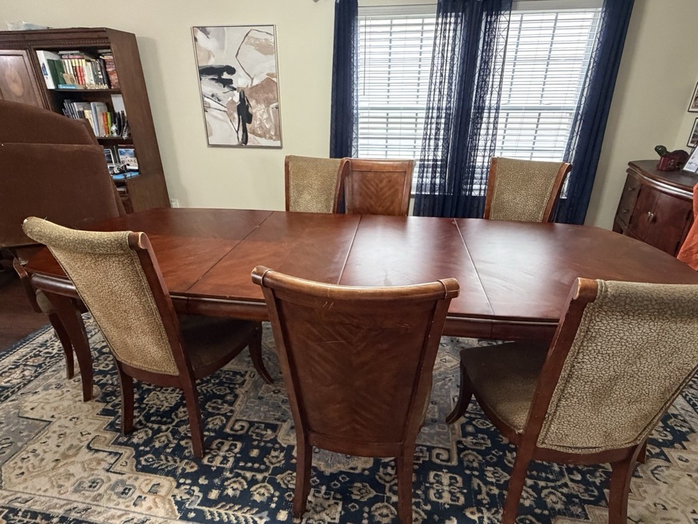 Dinning table and Buffet