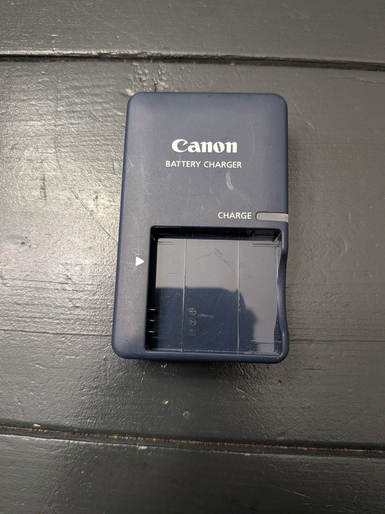 OEM Canon CB-2LV Battery Charger for NB-4L, NB-4LH battery