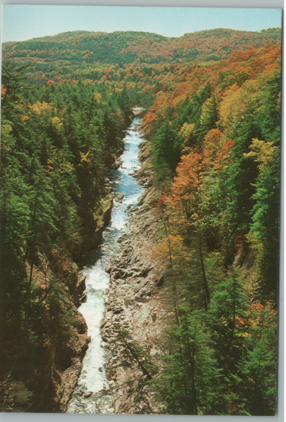 Vintage Postcard Quechee Gorge Vermont Ottauquechee River