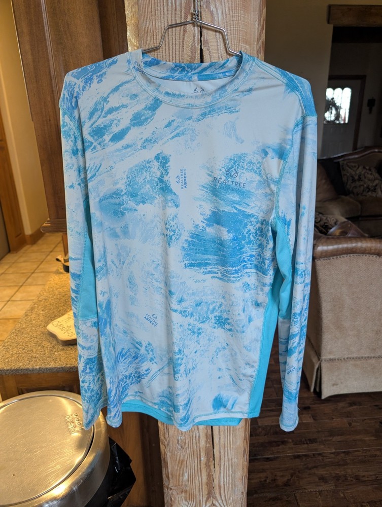 REALTREE MENS PERFORMANCE FISHING LONG SLEEVE SHIRT - SIZE Sm