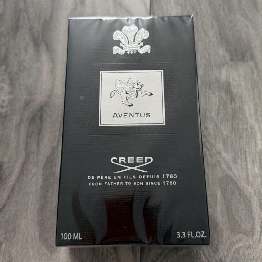 Creed Aventus Men's Eau de Parfum Spray, 3.3 oz (100 Ml)